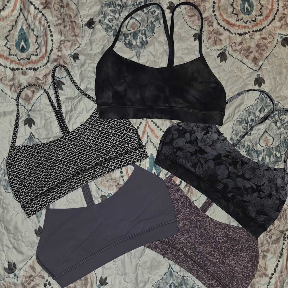 Lululemon Flow Y Bra Lot